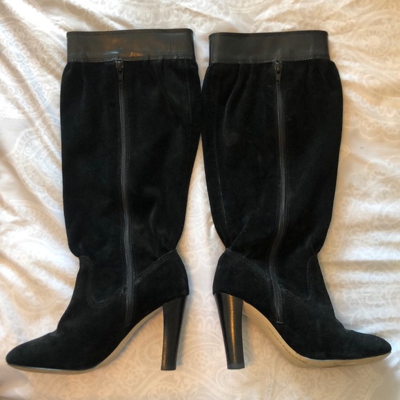 Michael Kors Suede Knee Highs 🖤 - Picture 3 of 4